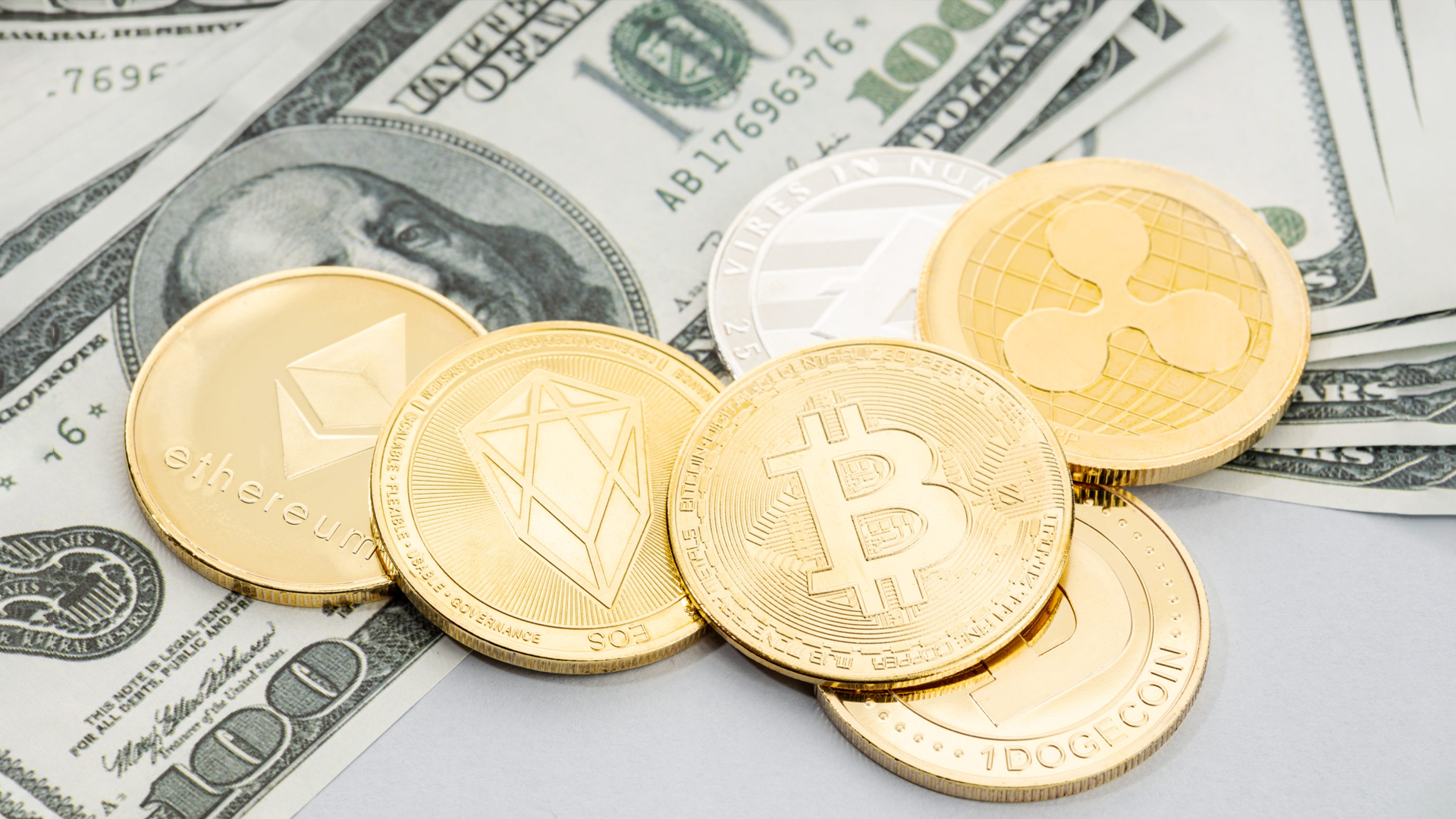 نظر‌سنجی شرکت حسابداری دلوییت از کارشناسان بازارهای مالی